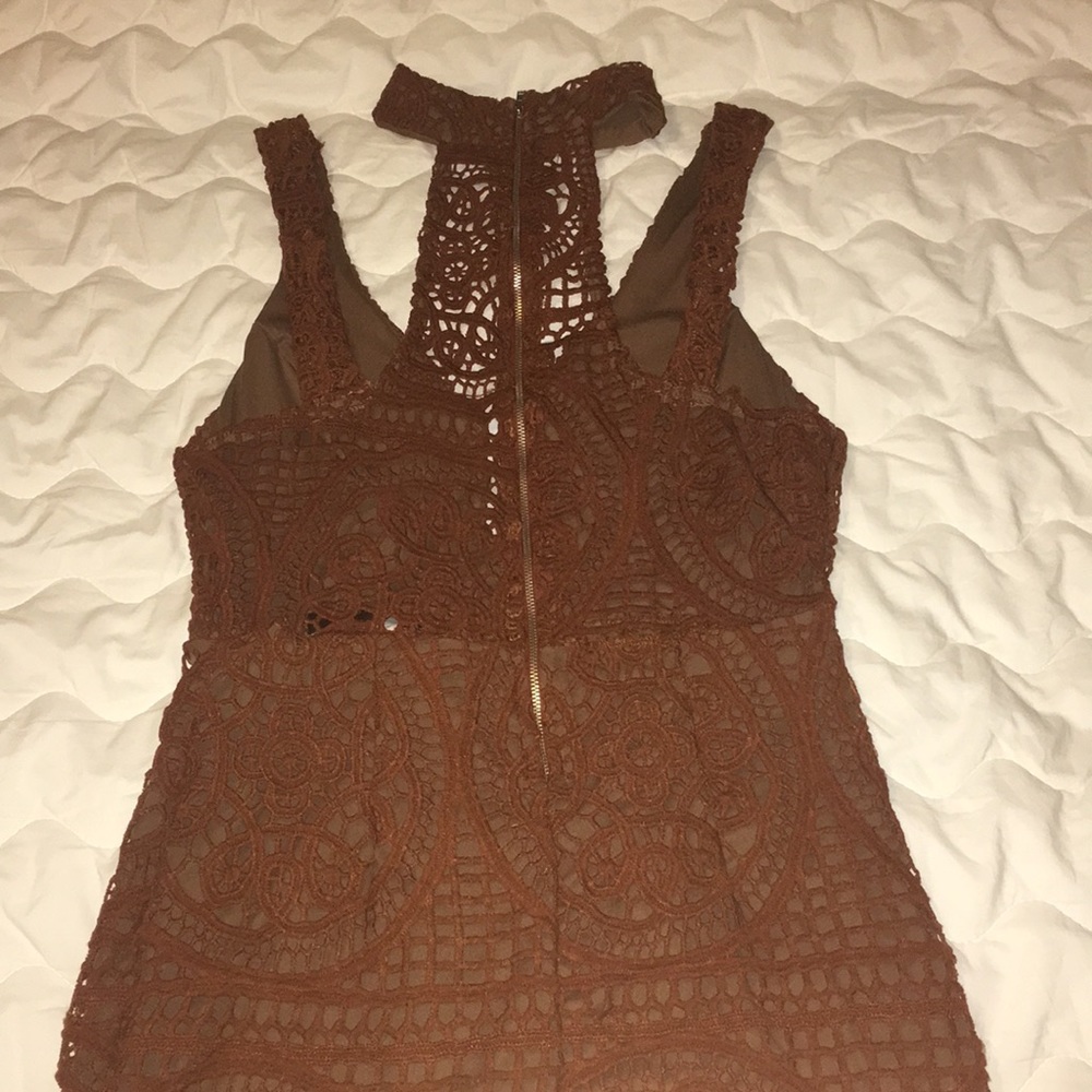 Dress - Picture 3 of 3